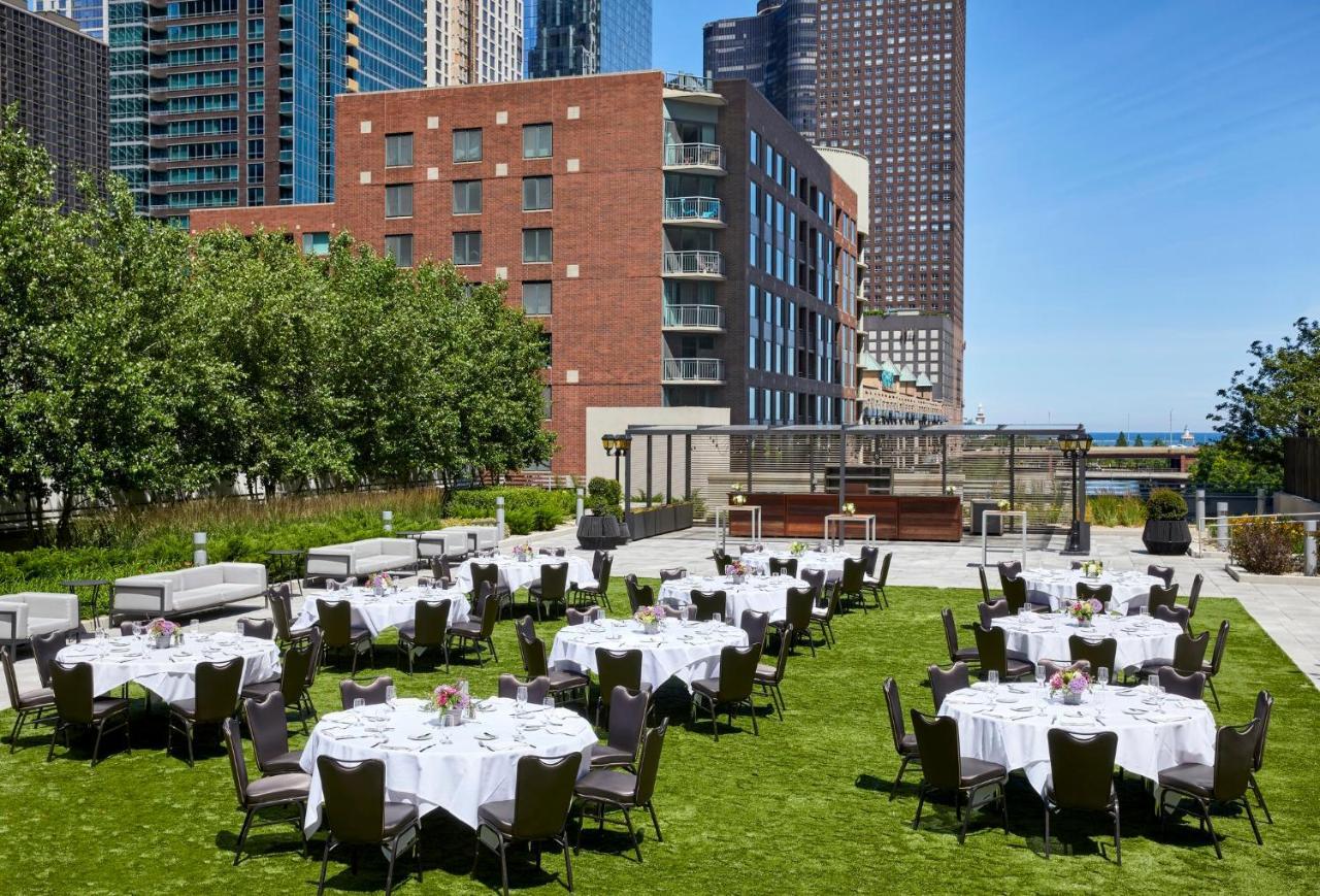 Loews Chicago Hotel Exterior photo